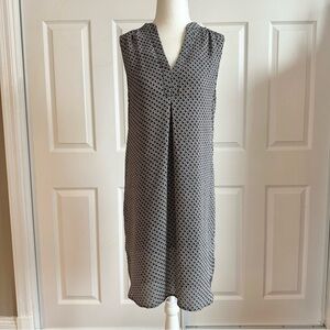 H&M Black and White Chiffon Sleeveless Sheath Dress